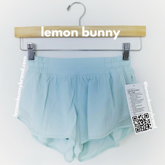 lululemon Hotty Hot Low-Rise Lined Short 2.5